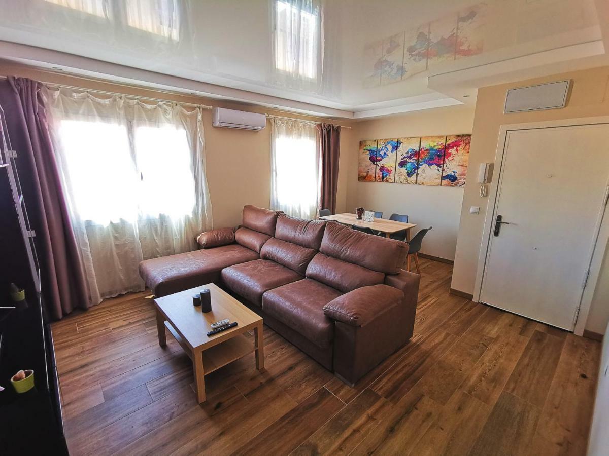 Genuar Apartments Malaga Center. Free Parking Esterno foto