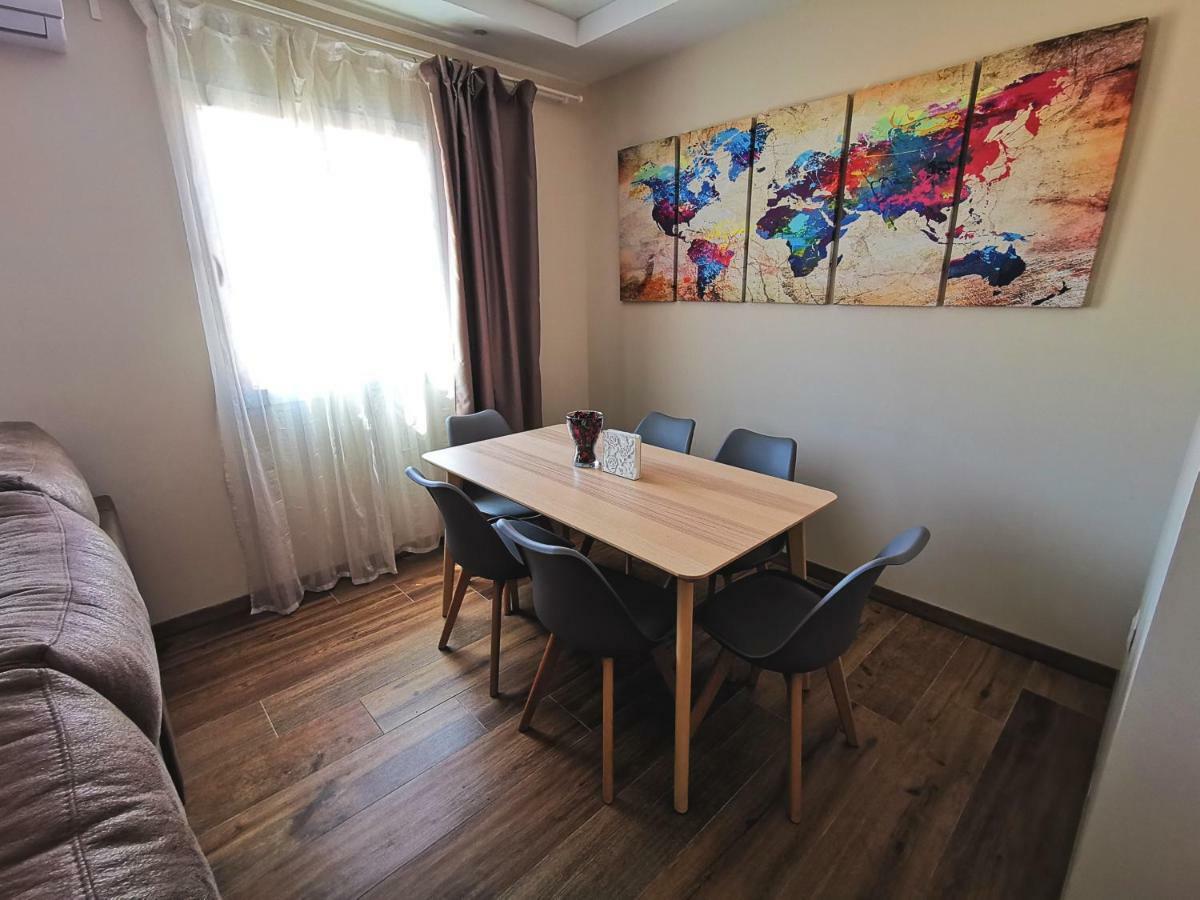 Genuar Apartments Malaga Center. Free Parking Esterno foto
